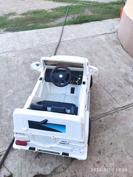 Продам детский электромобиль