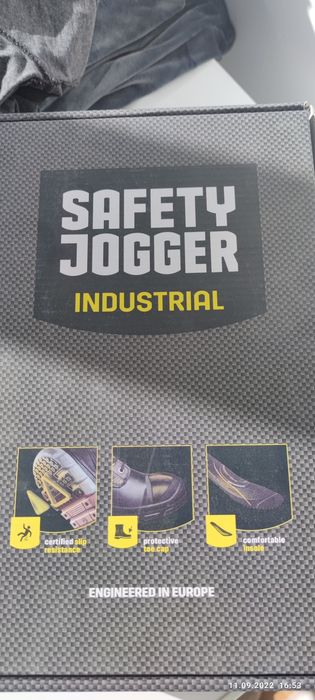 Спецботинки с металлическим носком