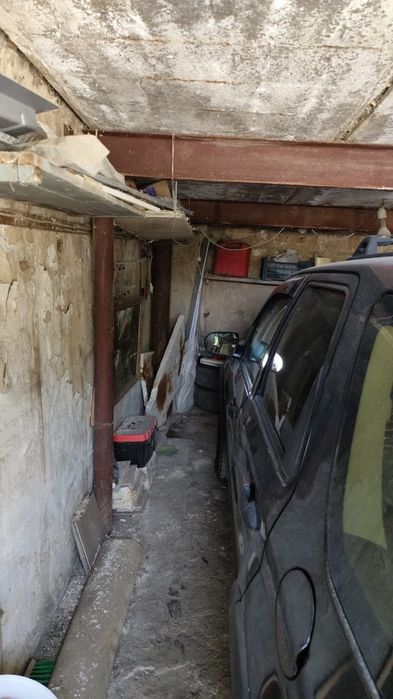 Продаётся  гараж