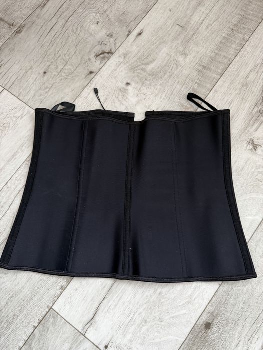 Корсет колумбия размер м 5000