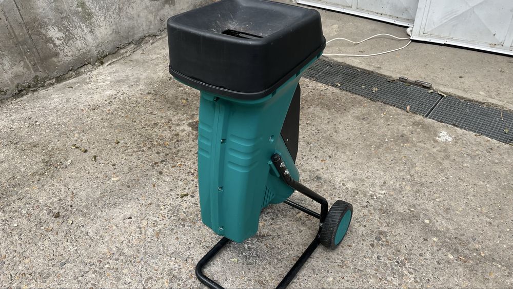 Дробилка за клони bosch atx 190 1900w