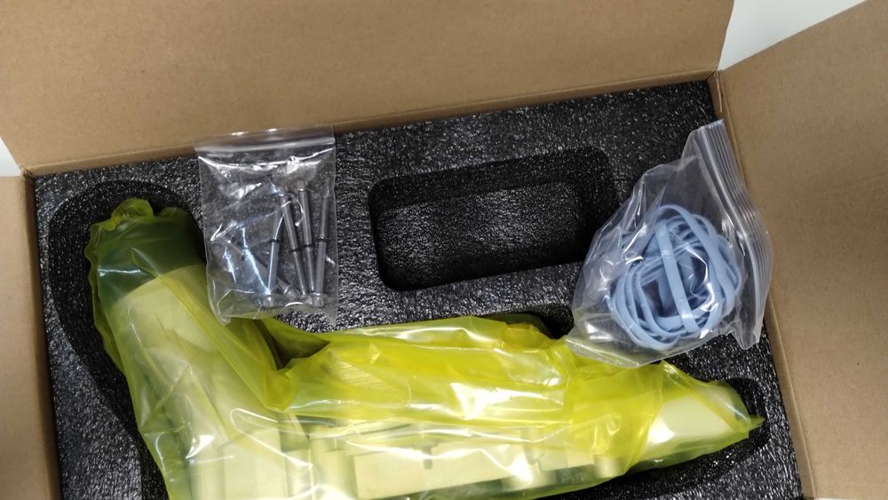 Маслен охладител Grand Cherokee WK2