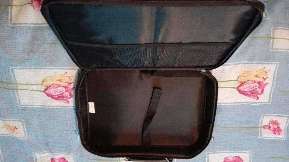 geanta laptop 15.6