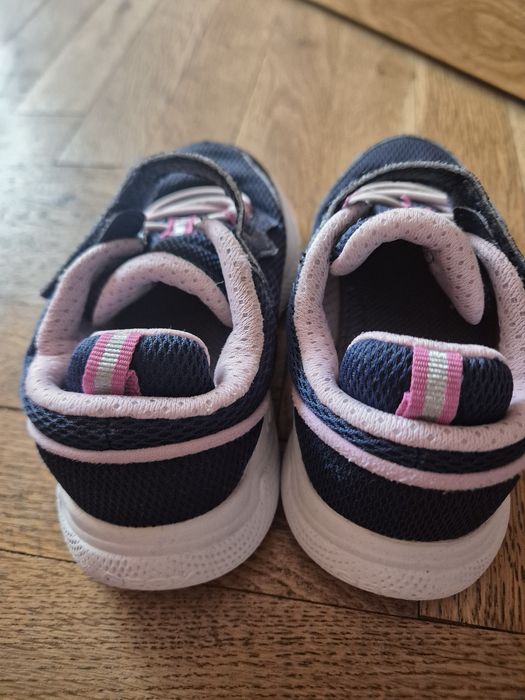 Маратонки Geox 25 номер