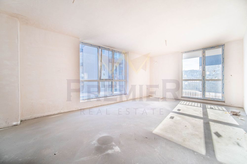 Продава се Тристаен апартамент в Варна, Възраждане 3 - 103 кв.м за 1407 €/кв.м - Снимка #1