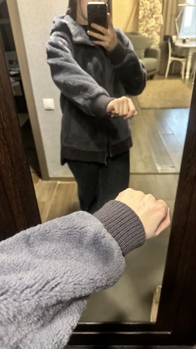 Продам женскую дубленку