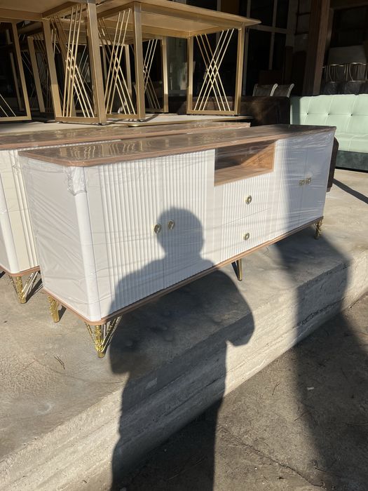 Тв тумба. теливезорний падставка. Пад тв