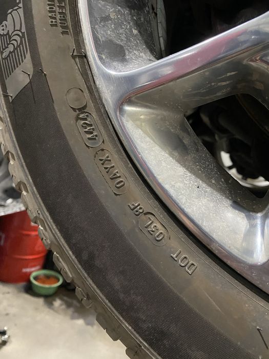 На части dodge charger