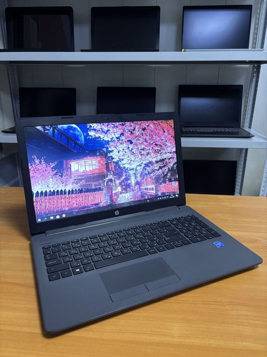 Ноутбук HP 250 G7