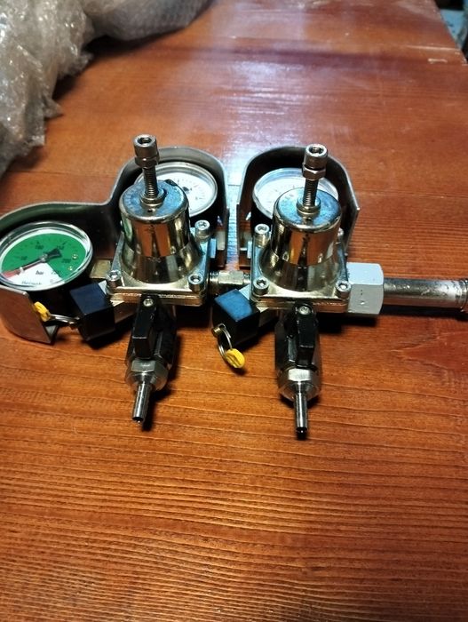 Reductor/regulator de presiune co2