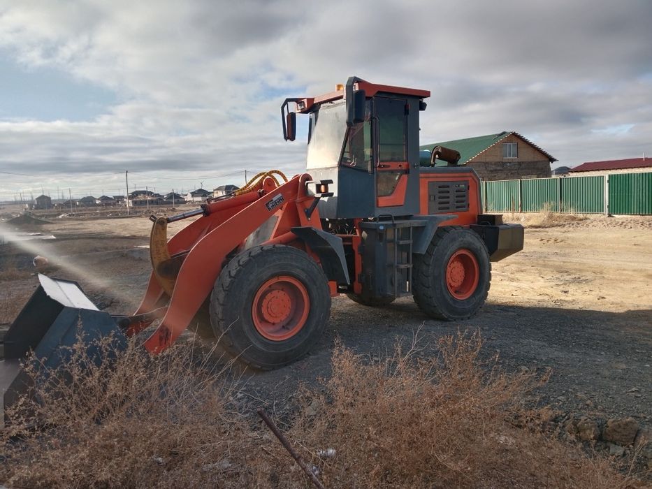 Продам погрузчик