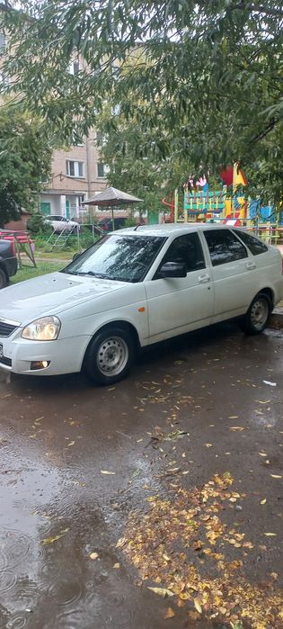 Продам приору 1 в хорошем состоянии