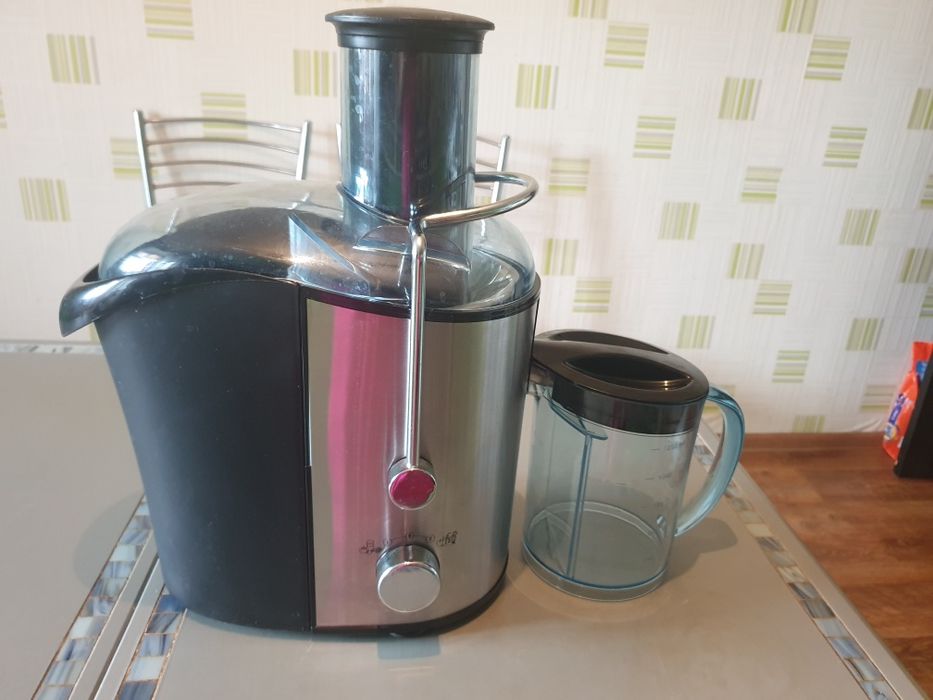 Продам соковыжималку