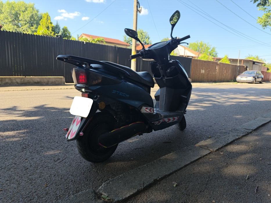 Scuter Electric ZT 36 fără permis - Controller și Baterii Noi