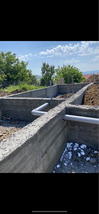 Amenajări construcții case rosu