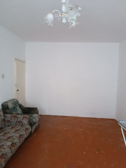 Продоется квартира палтарашка