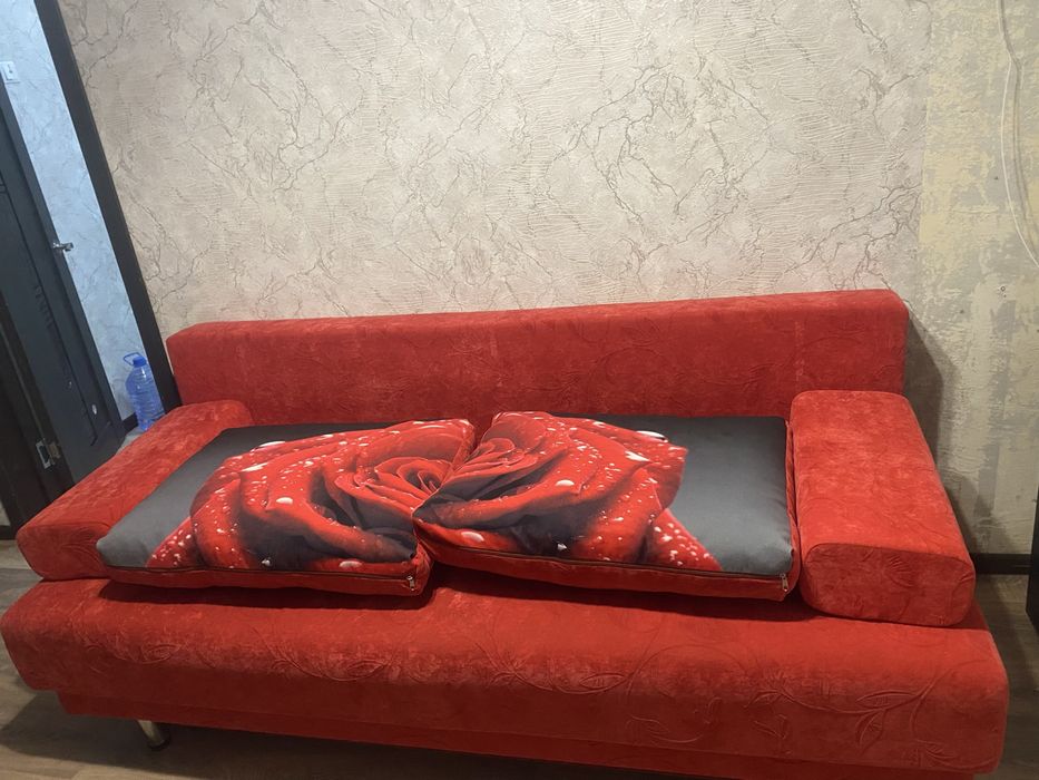 Продам диван!! Недорого!
