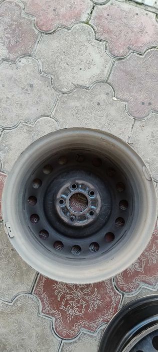 Диски на автомобиль