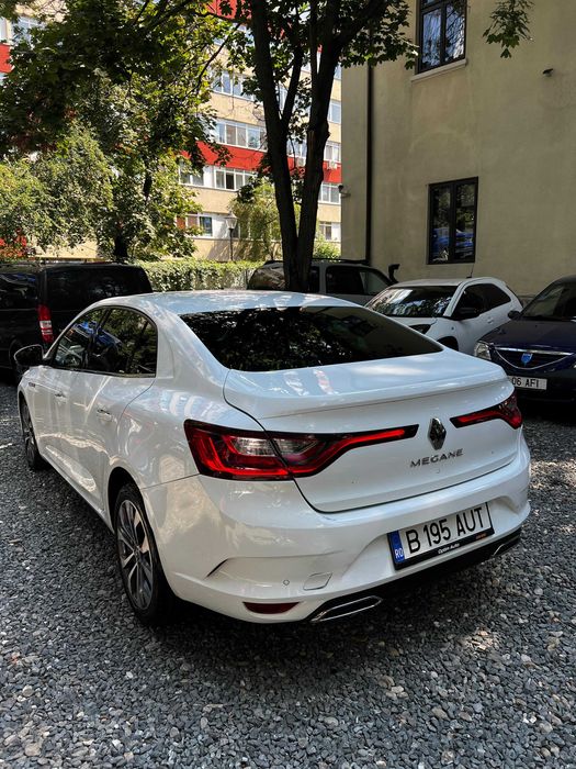 RENAULT Megane 2022 — imagine 4