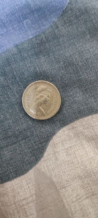 monedă de 1£ cu eroare