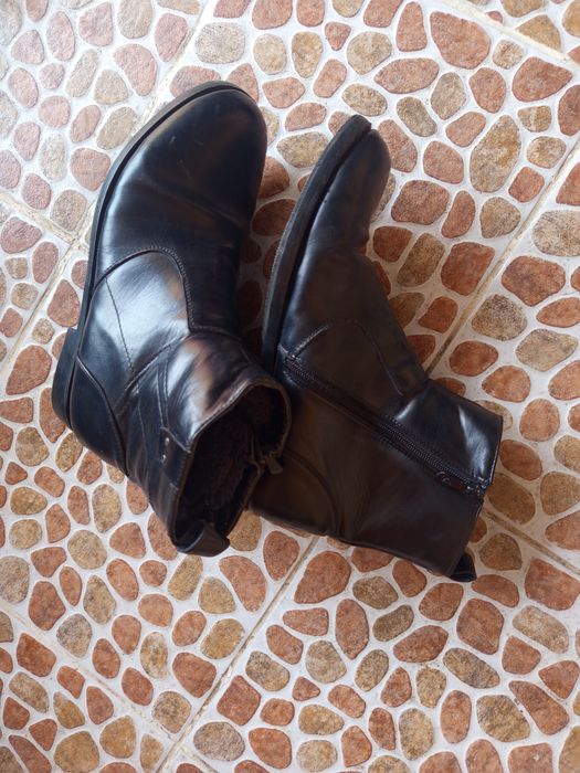 Чёрные ботинки мужские .