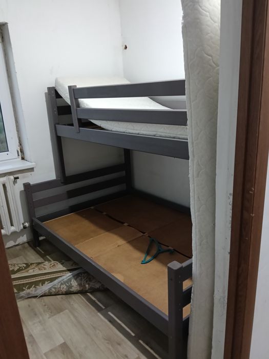 Продам 2х ярусную кровать
