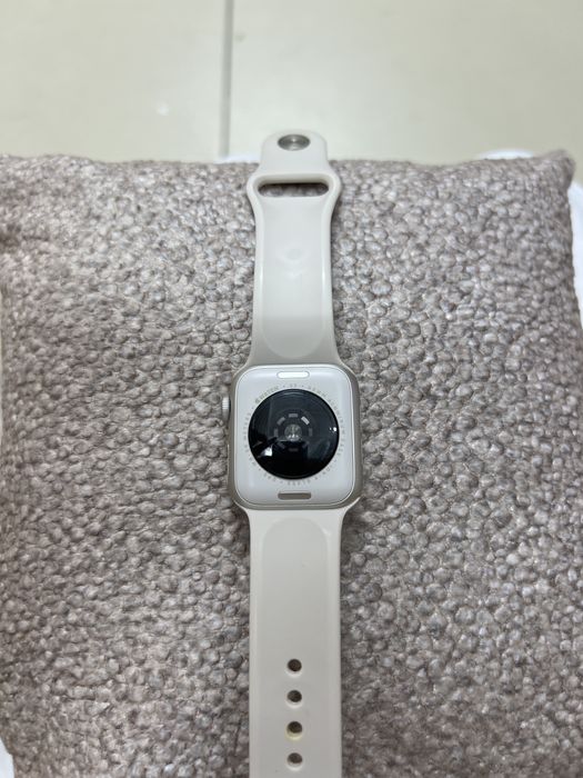 Apple watch SE серия 40mm