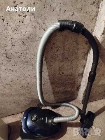 Продавам две прахосмукачки