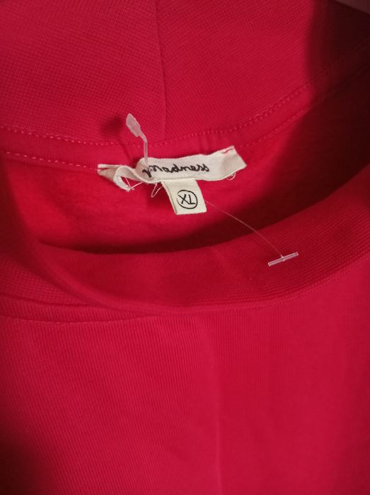 Bluza pe gat Madness 100% bumbac M - XL rosu maneci trei sferturi