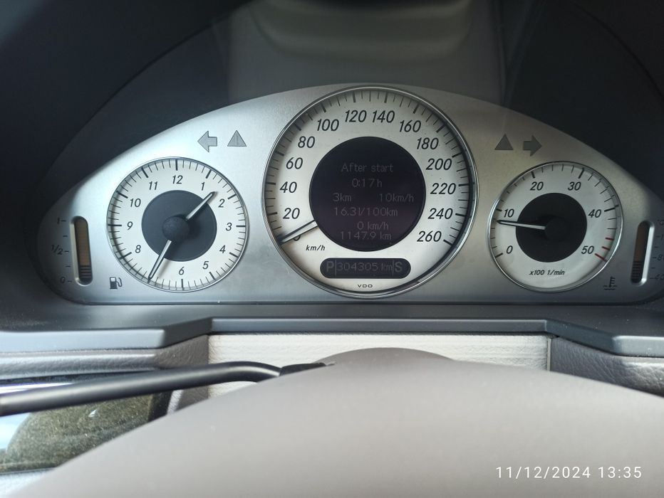 Mercedes E270  W 211