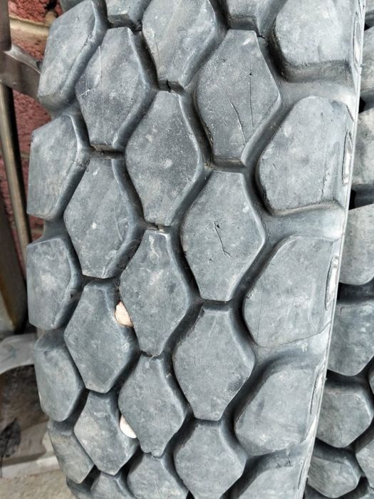 Зил балон 9.00 R20