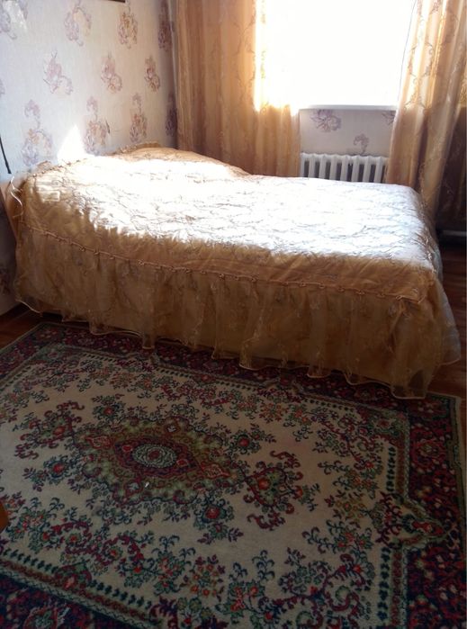 Шкаф и кровать . Тумба сатылады срочно