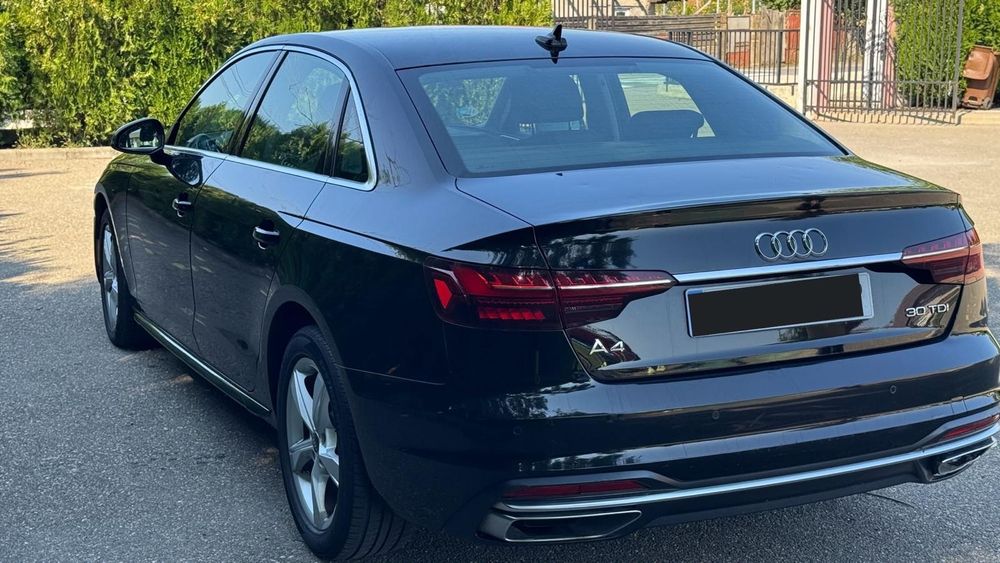 Audi A4 Limuzina