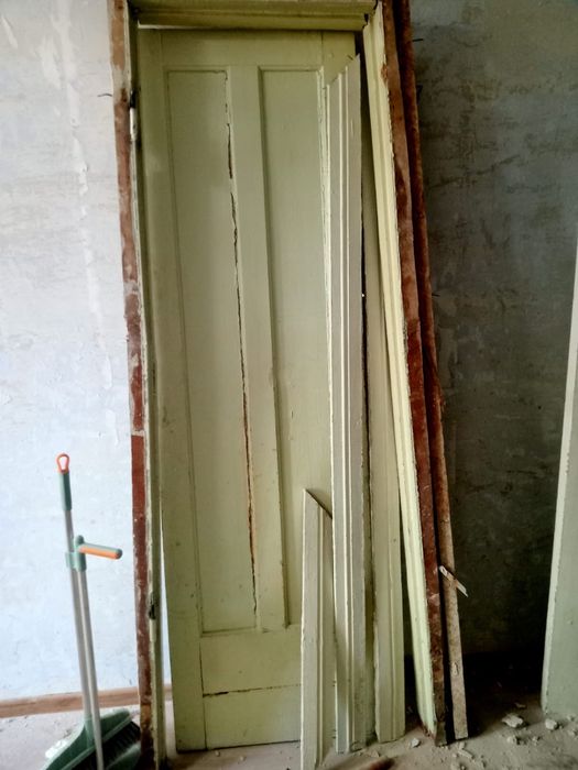 Есіктер сатылады продаються двери