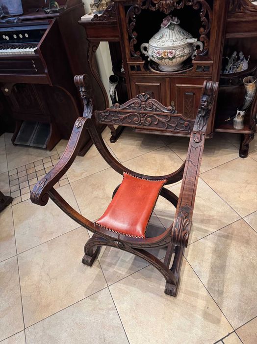 Стари мебели, пейка, два стола и масичка с интарзии