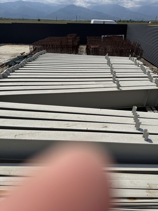 Hala metalica , noua  24,34*60,55*=1473,79 m utili
