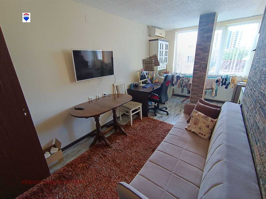 Продава се Двустаен апартамент в Русе, Ялта - 77 кв.м за 1137 €/кв.м - Снимка #2