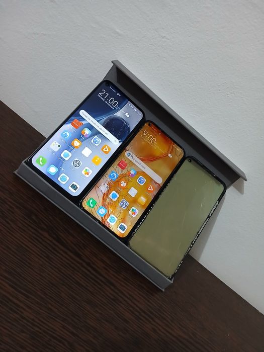 Lot 3 Huawei P40 Lite