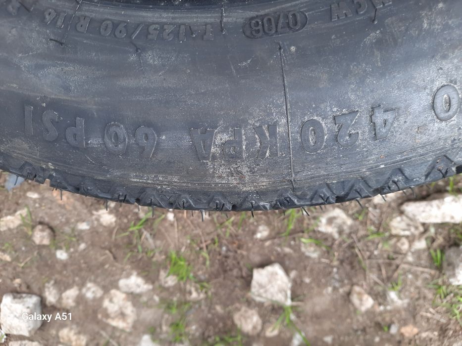 Резервна гума,патерица за МЕРЦЕДЕС