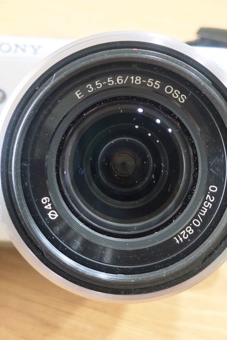 Sony NEX-F3K mirrorless