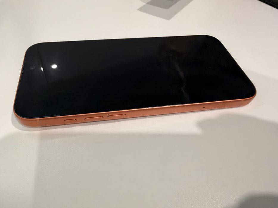 Продам 17 pro max