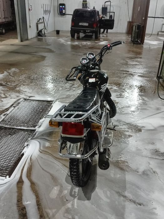 Продам мотоцикл 200куб