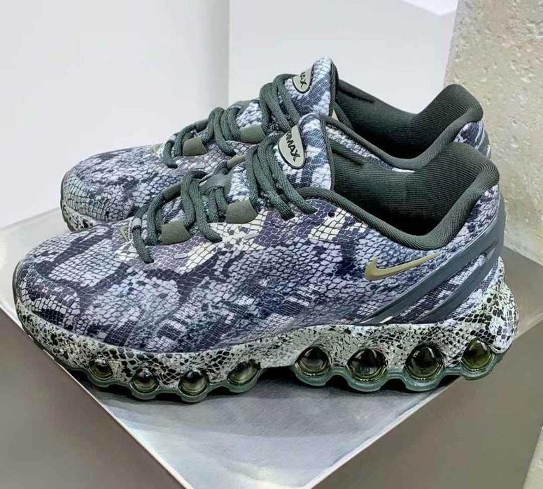Нови мъжки маратонки Nike Air Max DN8 Snakeskin