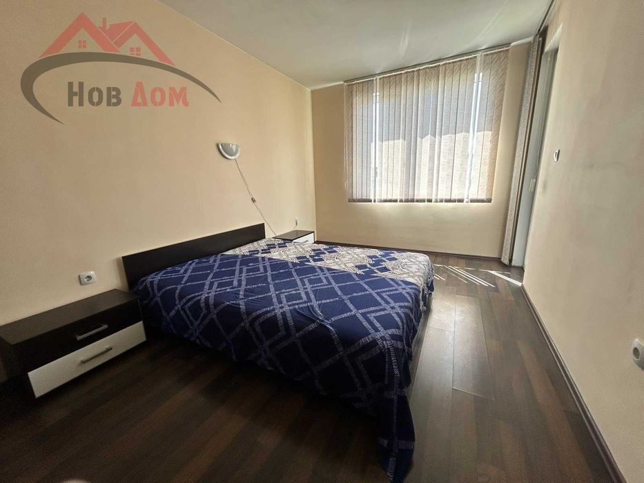 Просторен тристаен в кв. Акация