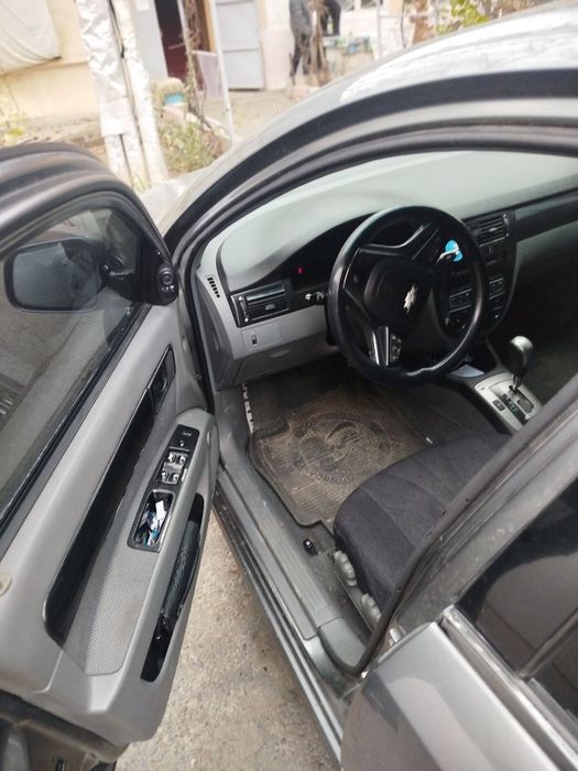 B. R. R Sotladi 
2015 yil 
Americanka 
Optra stop 
Yahwi chihol 
Malib