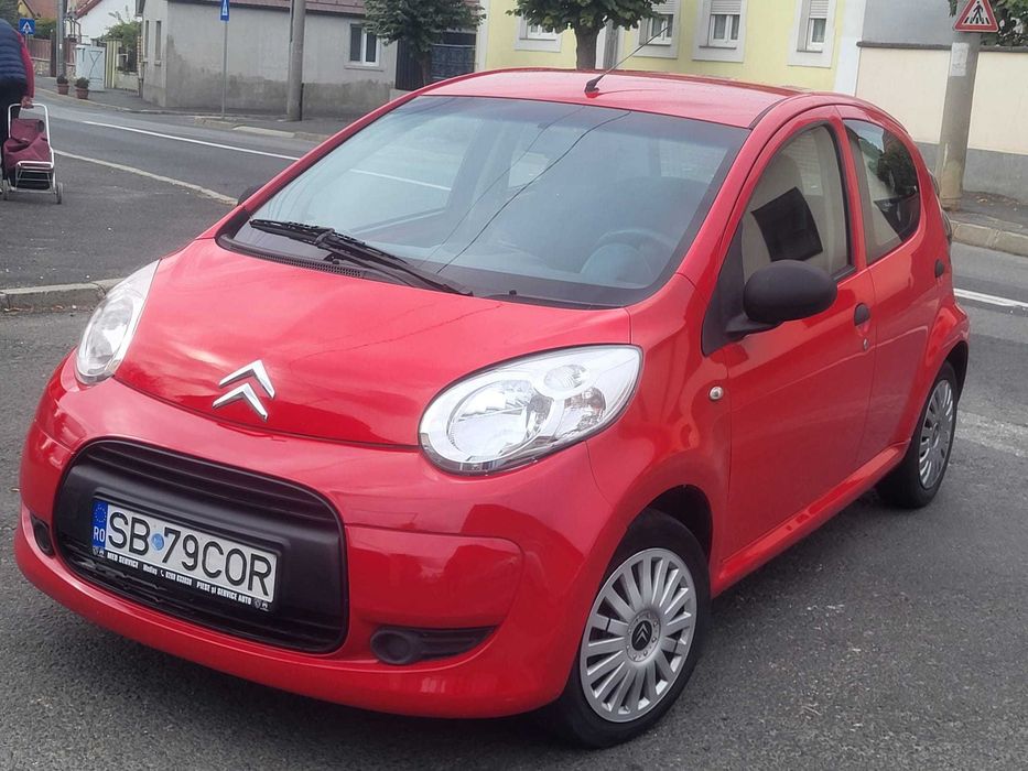 CITROEN C1 / an 2011 /euro 5/motor TOYOTA /distributie lant/ consum 4%/senzori parcare/factura/ fiscal/ garantie
