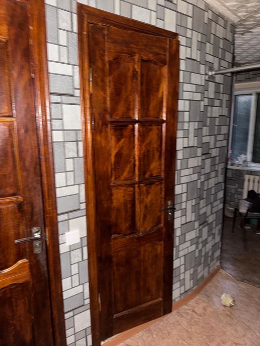 Срочно продам межкомнатные двери