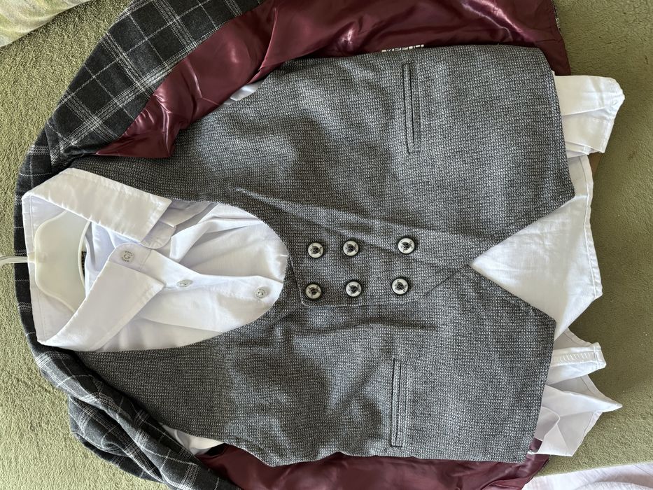 Стильный костюм для мальчика