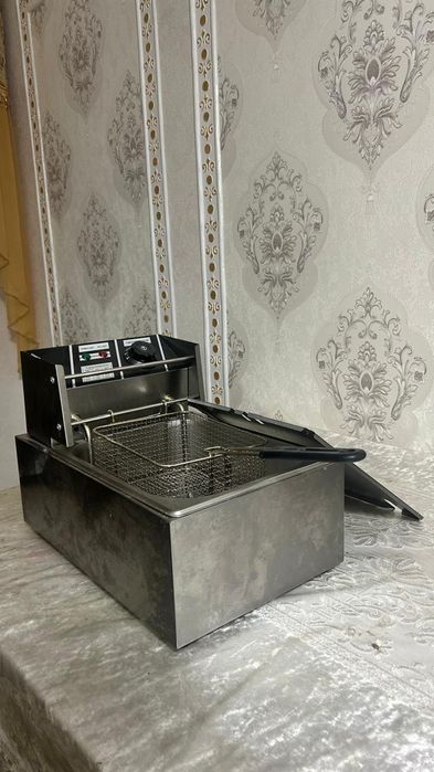 Печь фритюрницаа