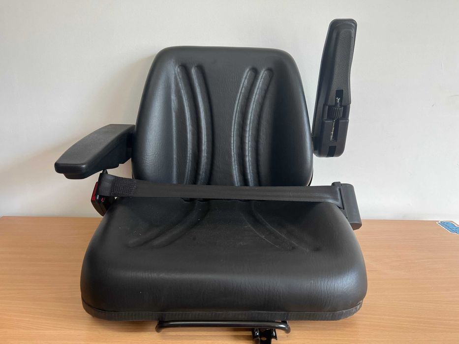 Scaun incalzit macara Epsilon Palfinger Loglift Jonsered Penz LIV